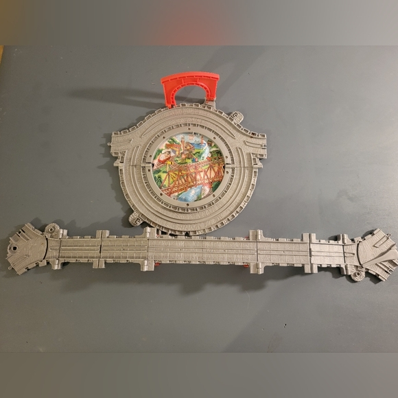 Thomas & Friends: Take-N-Play Folding Portable Track - Picture 1 of 5